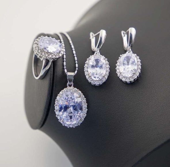 COMPLETE JEWELRY SET NECKLACE, EARRINGS, AND RING (AAA ZIRCON).
