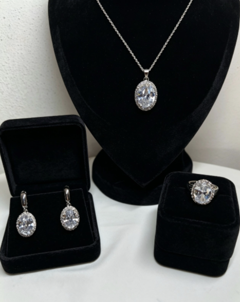 COMPLETE JEWELRY SET NECKLACE, EARRINGS, AND RING (AAA ZIRCON).