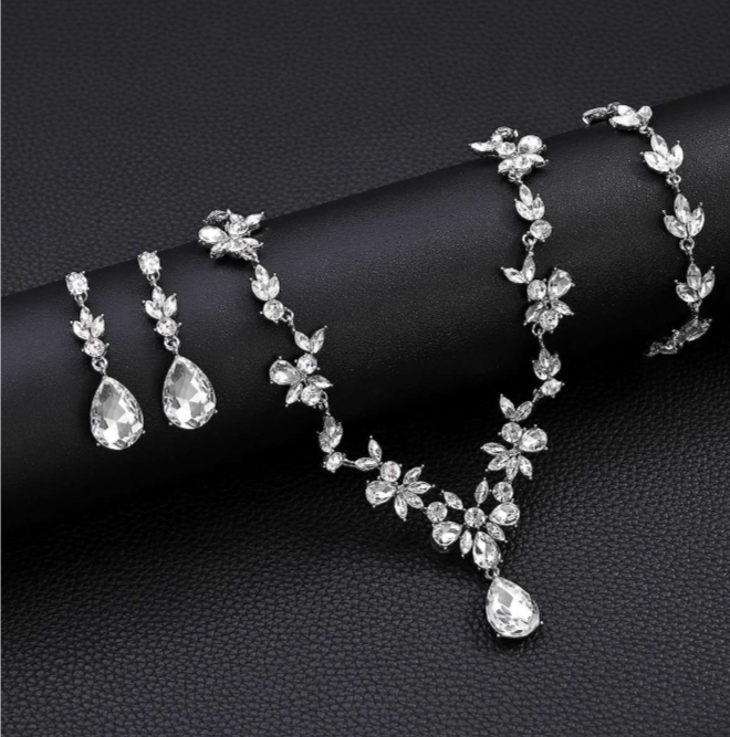 3-teiliges Schmuckset mit AAA-Zirkonia, High-Fashion-Stil