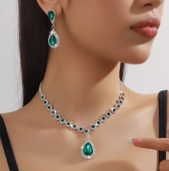 AAA Zircon Necklace and Earrings Set