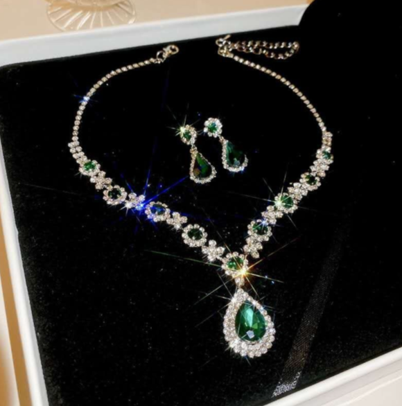 AAA Zircon Necklace and Earrings Set