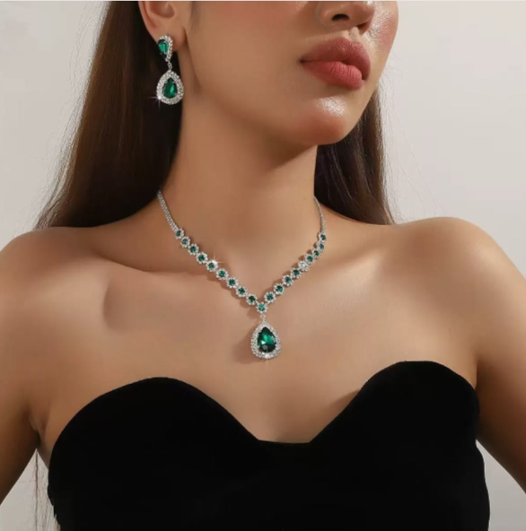 AAA Zircon Necklace and Earrings Set