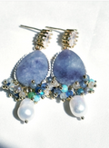 Orecchini con Ametista Naturale e Perle "Segreto blu", (ago d'argento)