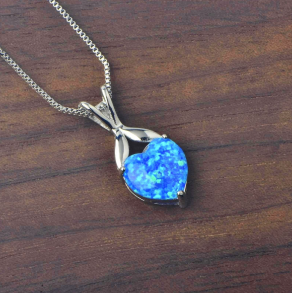 18K white gold plated necklace with heart-shaped opal
