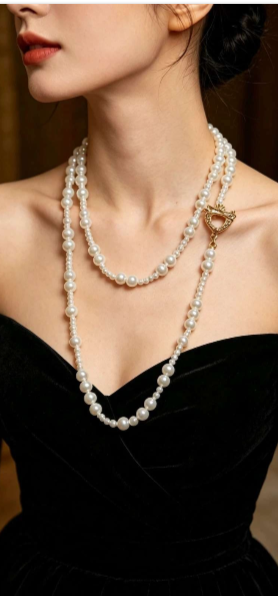 Collana vintage a doppio filo di perle lunga