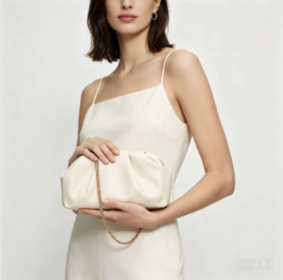 Pochette da Sera a Nuvola con Catena Oro, Borsa a Tracolla