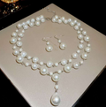 Set Collana e Orecchini Perle a Doppio Strato, Ciondolo a Goccia (2 pezzi)