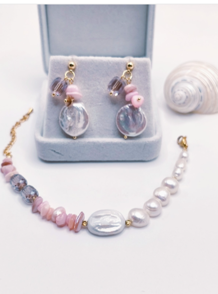 2-teiliges Set aus echten Perlen und Edelsteinen (Ohrhänger aus Silber)