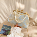Pochette in Broccato Celeste con Ricamo di Rose, Manico in Perle e Catena oro