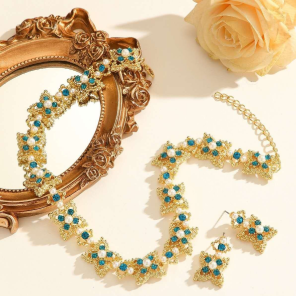 2-piece vintage style floral pearl and diamond set