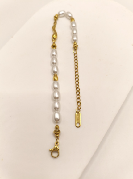 Armband aus Edelstahl mit Naturperlen