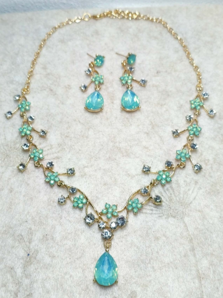 Set gioielli cristallo floreale smeraldo zaffiro, collana e orecchini x cerimoni