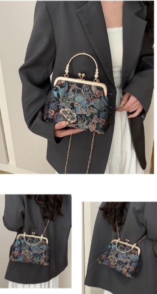 Elegante handgemachte Pochette mit lila Sauerklee-Blumenmuster