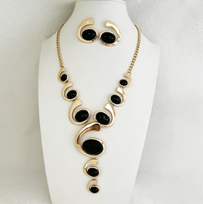 Fashion SET di resina forma geometrica 2 PEZZI stile esagerato