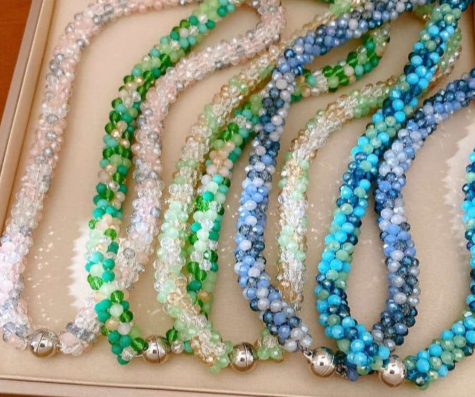 Handmade braided crystal set with magnetic clasp 2 PIECES