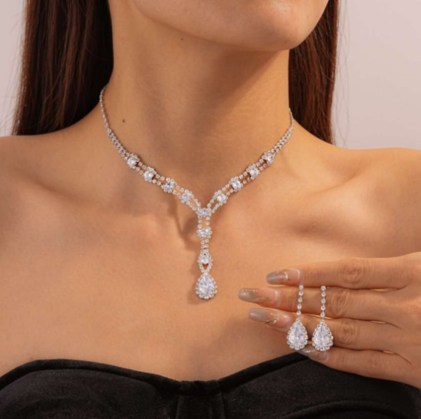 Fashion Set Tropfenform mit Zirkonia und Strass 2-teilig
