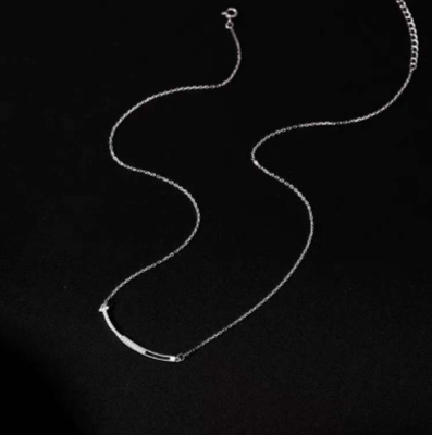 Collana clavicolare minimalista in argento sterling 925