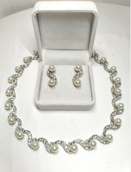 "Lunar Wave" Pearl and Zircon Necklace and Earrings Set