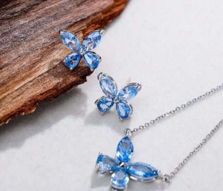 Set Gioielli Farfalla Acciaio Inox Zirconio AAA Collana Orecchini a Lobo