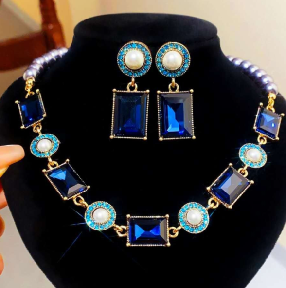 set di pietre blue rettangolari e perle stile vintage 2 PEZZI