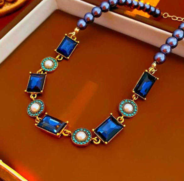 set di pietre blue rettangolari e perle stile vintage 2 PEZZI