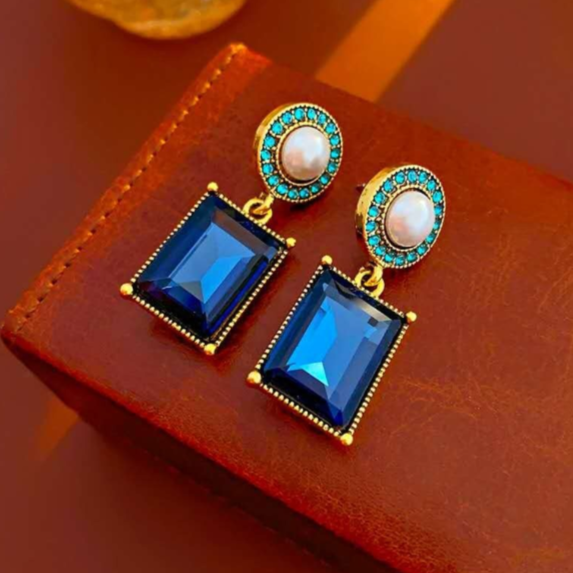 set di pietre blue rettangolari e perle stile vintage 2 PEZZI