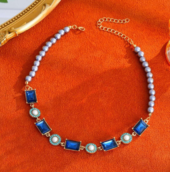 set di pietre blue rettangolari e perle stile vintage 2 PEZZI