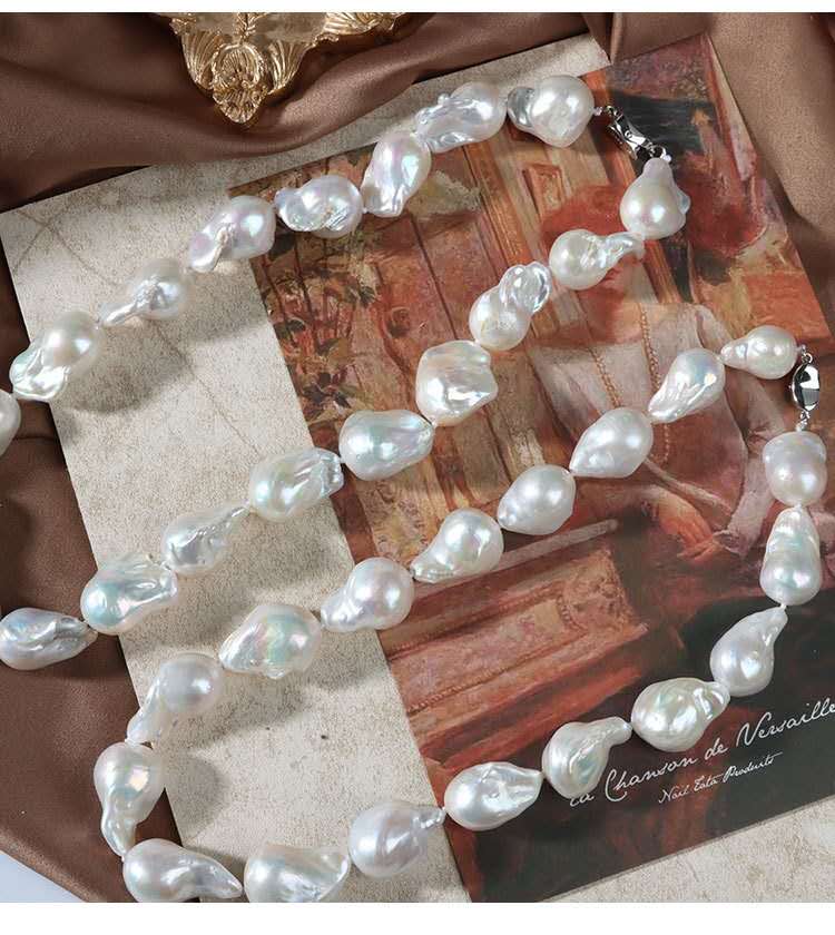 Collana perle barocche naturali d’acqua dolce, con chiusura argento sterling 925