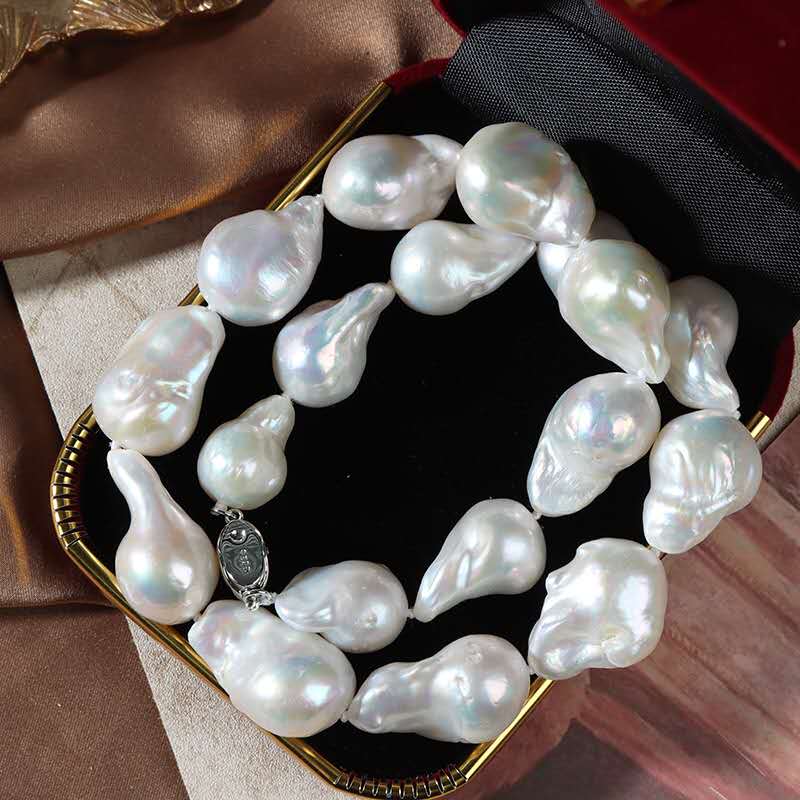 Collana perle barocche naturali d’acqua dolce, con chiusura argento sterling 925