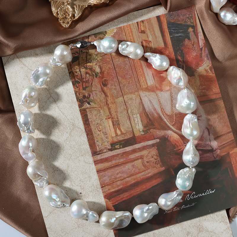 Collana perle barocche naturali d’acqua dolce, con chiusura argento sterling 925