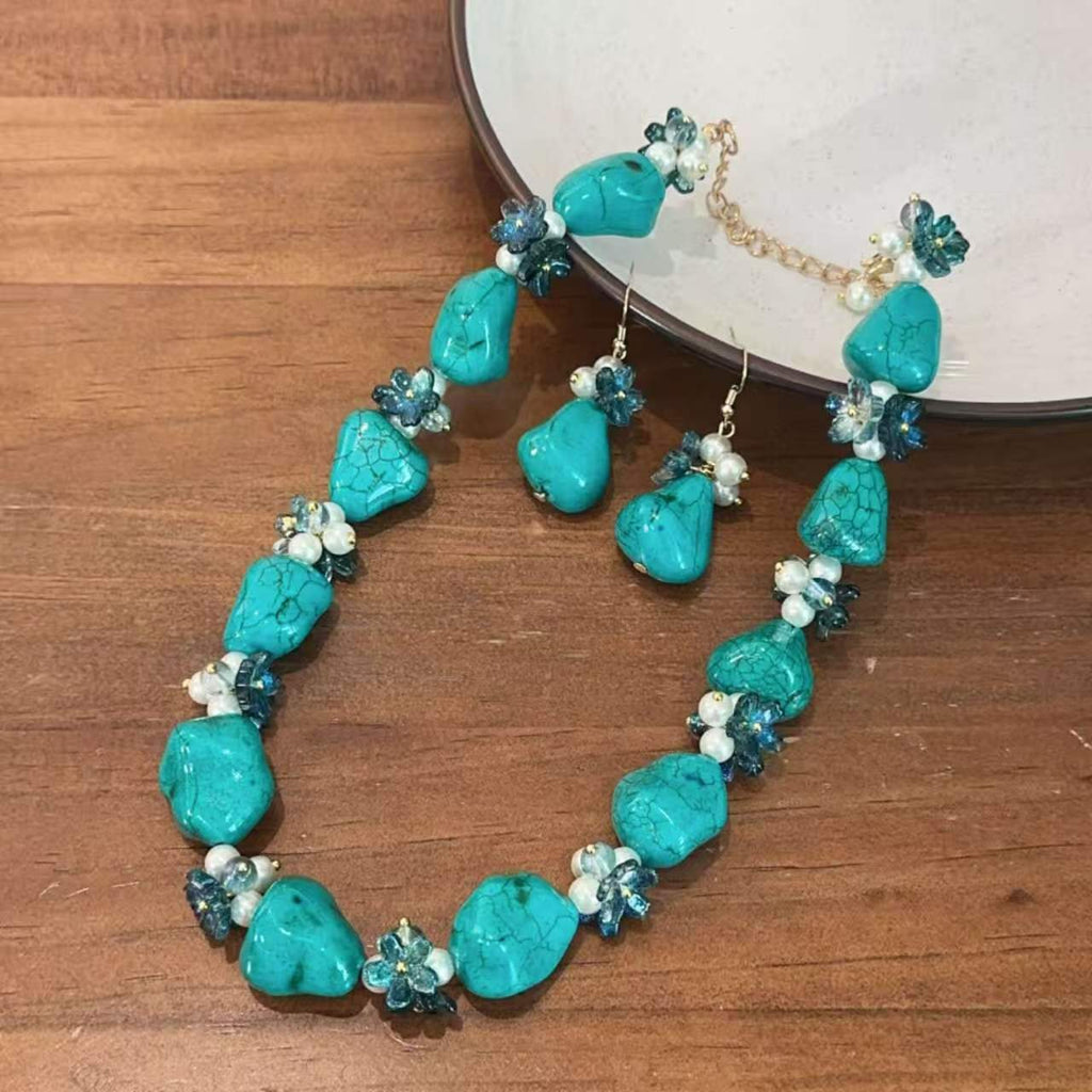 Set collana e orecchini artigianale turchese naturale, perle e cristalli