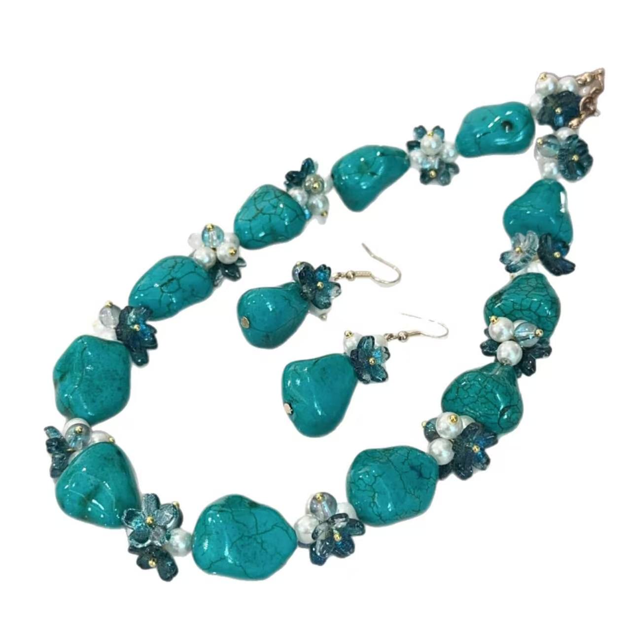 Set collana e orecchini artigianale turchese naturale, perle e cristalli