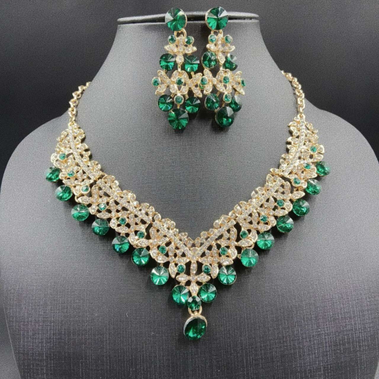 2-teiliges Schmuckset mit AAA-Zirkonia und funkelnden Kristallen, auffällige Halskette und Ohrhänger für Hochzeiten, Zeremonien und formelle Abende, 4 Farbvarianten für Damen