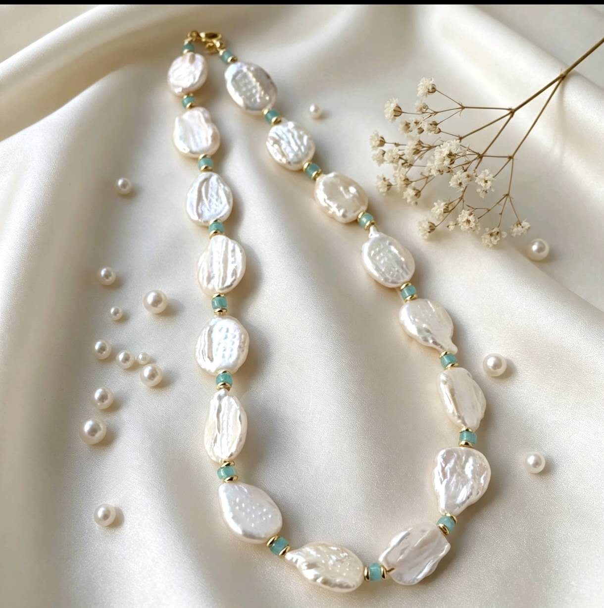 Collana Perle Barocche Naturali d’Acqua Dolce, Perle Keshi Irregolari con Perline di Amazonite, Choker Ripieno Oro 14K, Gioiello Artigianato Elegante per Donna
