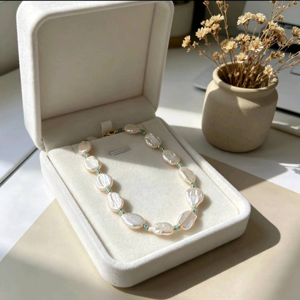 Collana Perle Barocche Naturali d’Acqua Dolce, Perle Keshi Irregolari con Perline di Amazonite, Choker Ripieno Oro 14K, Gioiello Artigianato Elegante per Donna