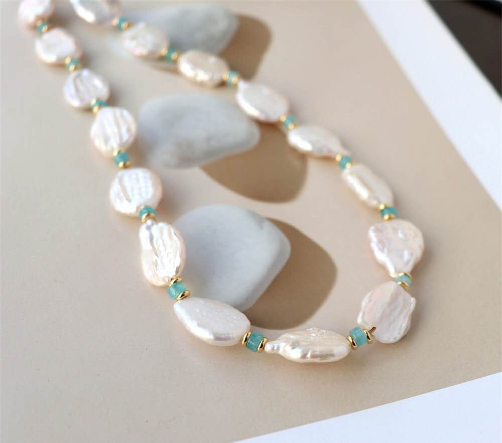 Collana Perle Barocche Naturali d’Acqua Dolce, Perle Keshi Irregolari con Perline di Amazonite, Choker Ripieno Oro 14K, Gioiello Artigianato Elegante per Donna