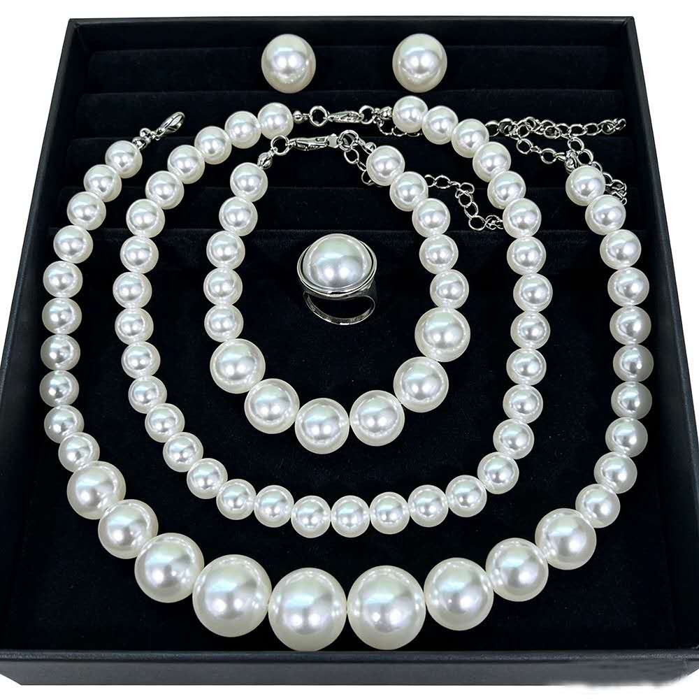 set gioielli in Perla Sfumata 5 Pz, 2 Collane , Orecchini,Bracciale e Anello