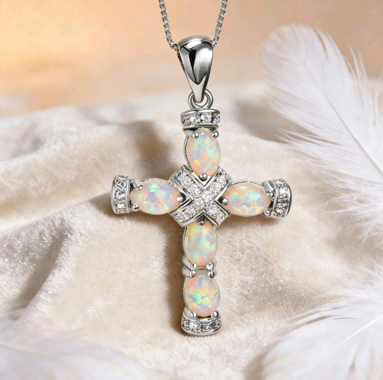 Vintage Kreuzkette mit Opal, schillernder Opal-Kreuzanhänger und Zirkonia, Halskette Schutzglaube in Roségold/Weißgold plattiert, luxuriöser religiöser Schmuck als Geschenk für Frauen