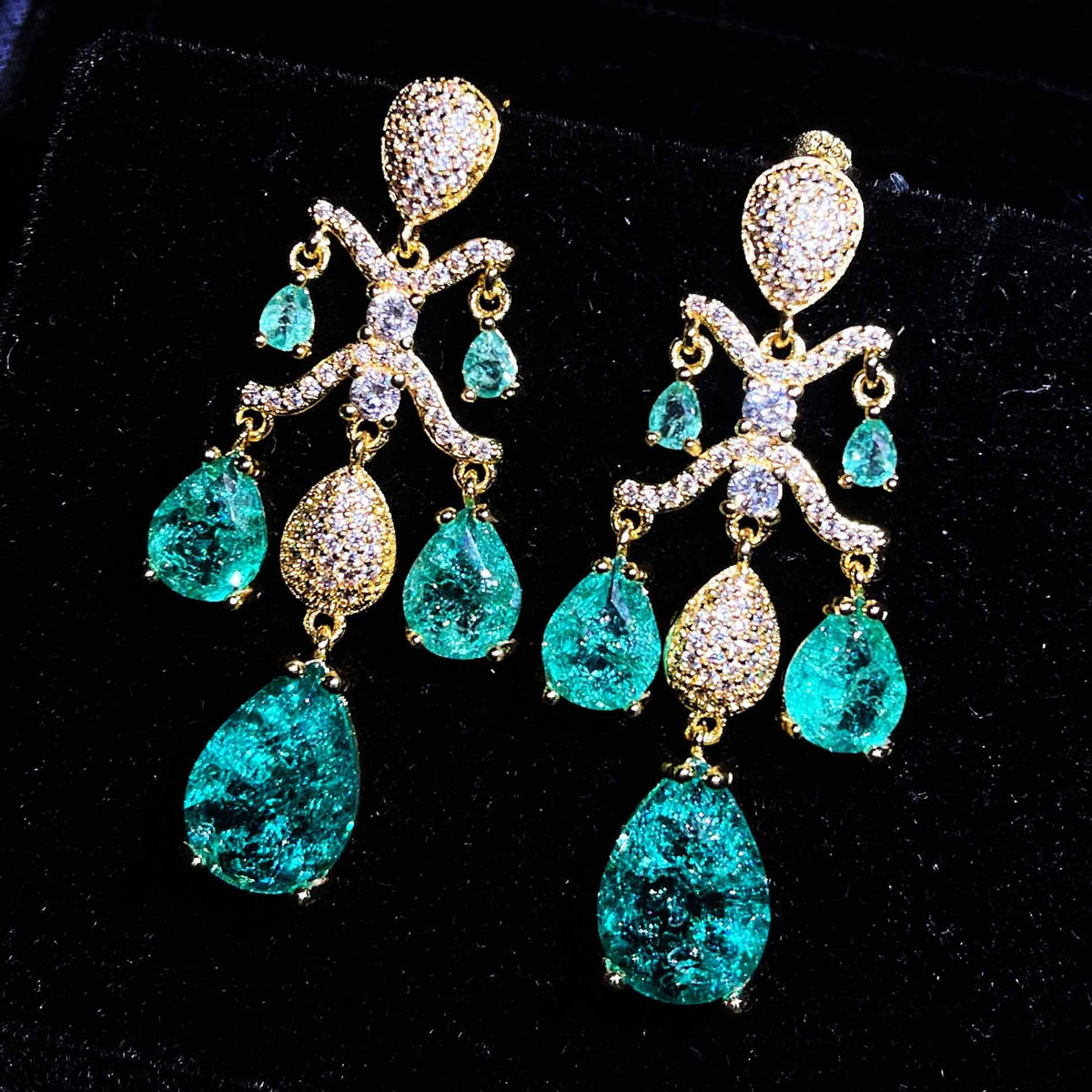 Orecchini a Goccia con Zirconi AAA, Argento Placcato ago d'argento, 2 Colori