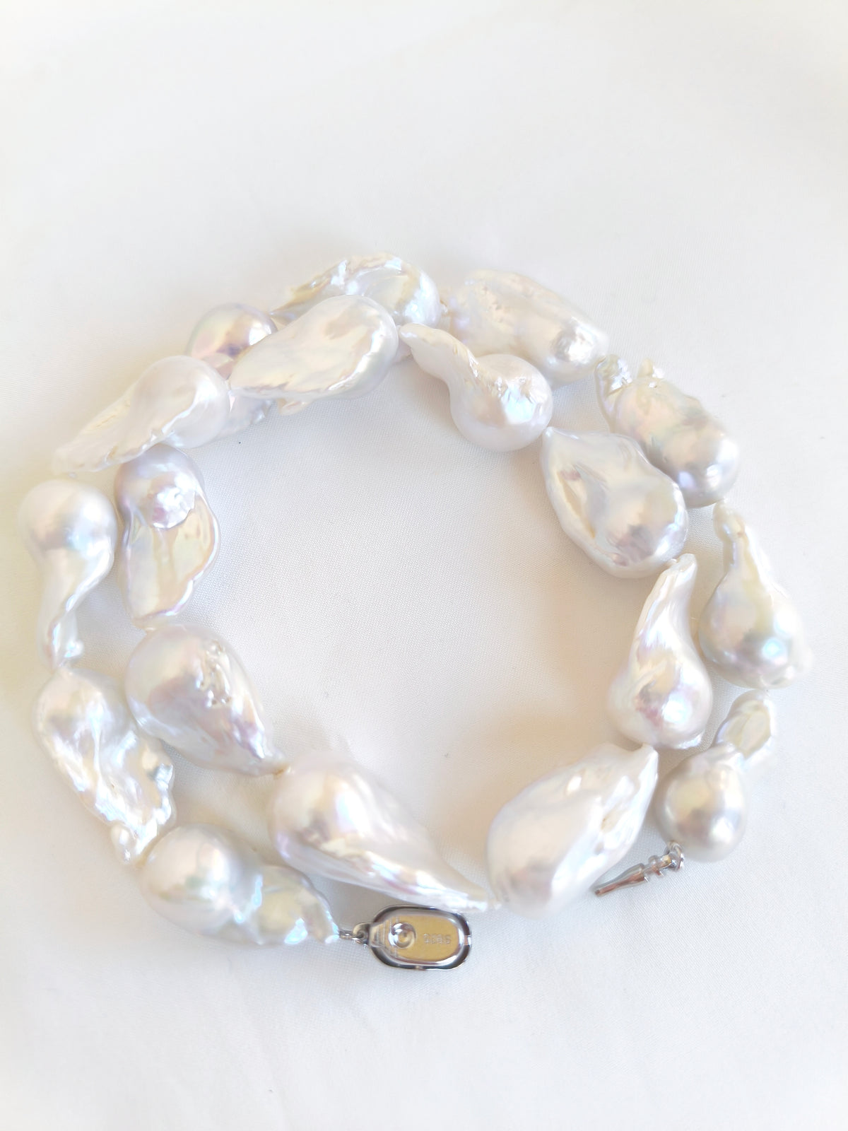 Collana perle barocche naturali d’acqua dolce, con chiusura argento sterling 925