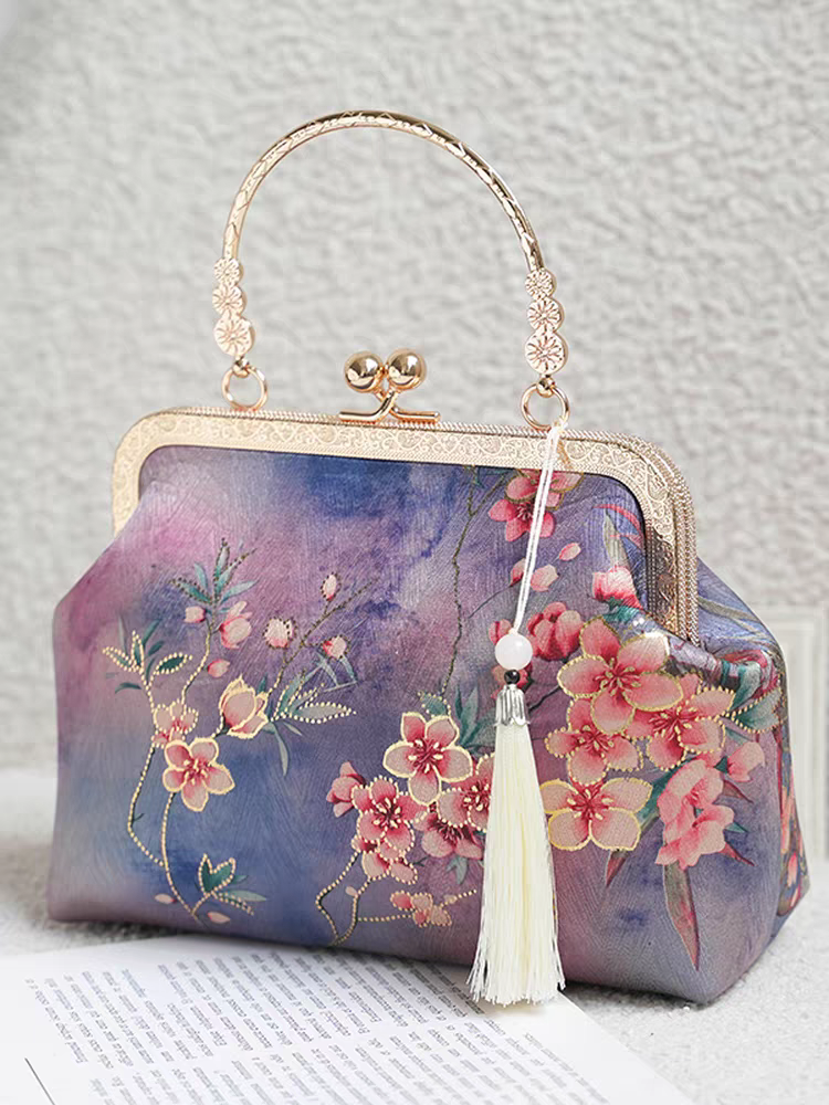 Borsa in seta jacquard floreale acquerello, stile orientale con nappa e perle