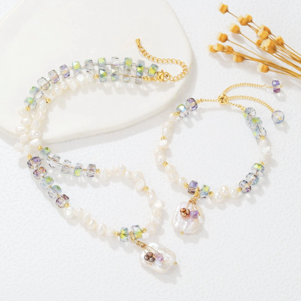 collana perle naturali d'acqua dolce e cristalli con pendolo perla barocca vera