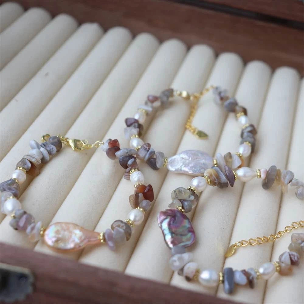 Bracciale con perla barocca naturale e ciottoli agata multicolore,ipoallergenico