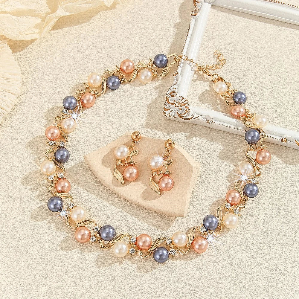 Set collana e orecchini con perle multicolori, stile francese