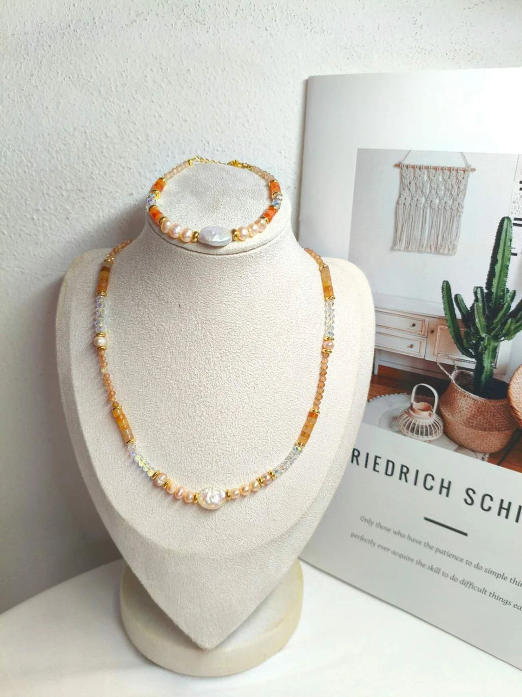 Set Elegante con Perla Barocca e Pietra Sole, Collana e Bracciale