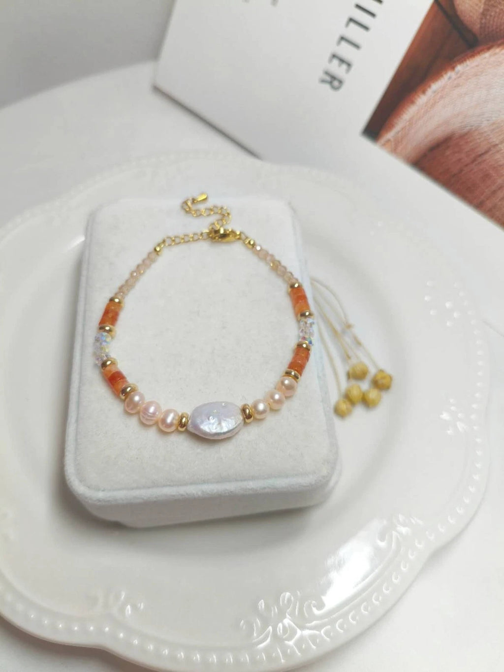 Set Elegante con Perla Barocca e Pietra Sole, Collana e Bracciale