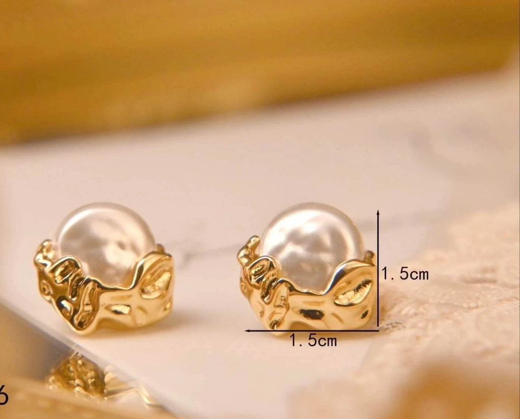 2-teiliges Edelstahl-Set mit Barockperlen, Armband und vergoldeten Ohrringen