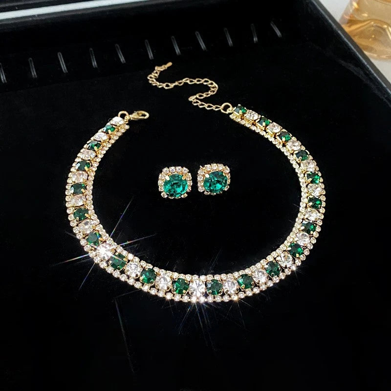 Set Halskette und Ohrringe mit AAA-Zirkonia