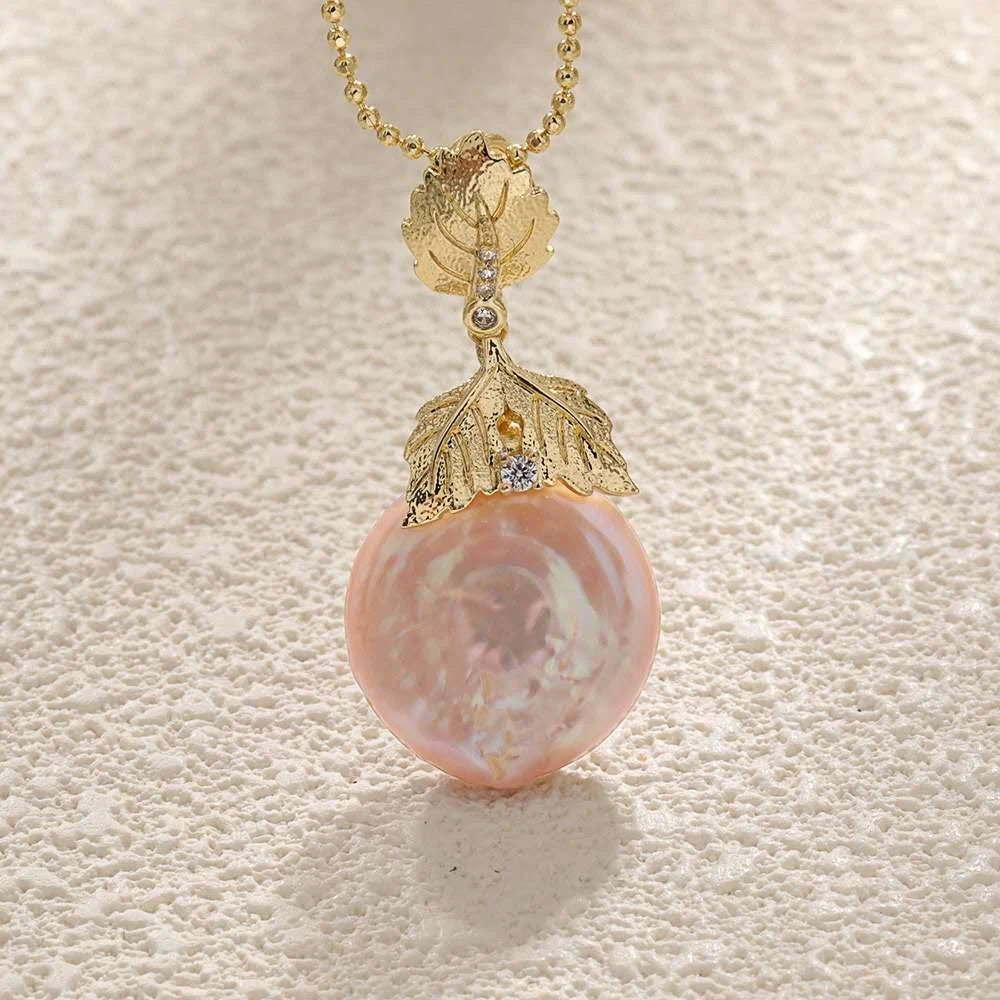 18K gold-plated necklace with natural baroque pearl pendant and real seashell