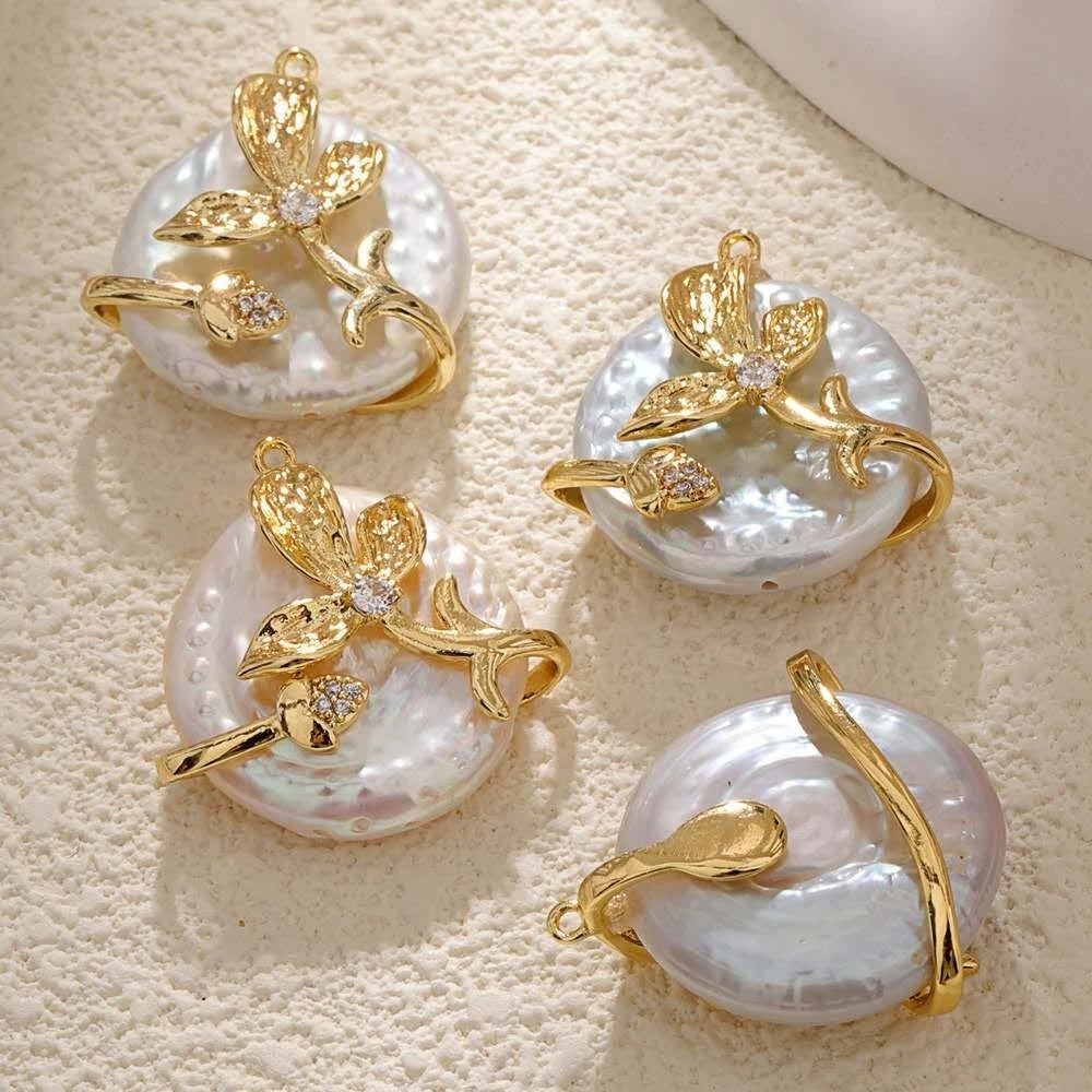 18K gold-plated necklace with natural baroque pearl pendant and real seashell